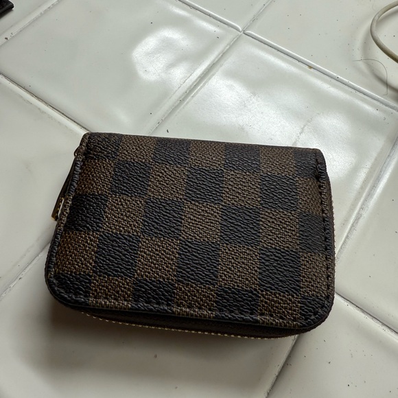 Inspired Checkered Brown Wallet - Picture 2 of 3